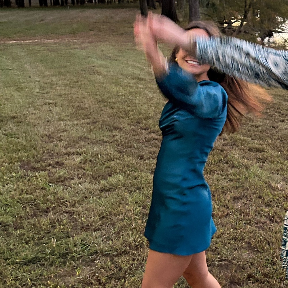 Size XS Hemline dress. Color blue!